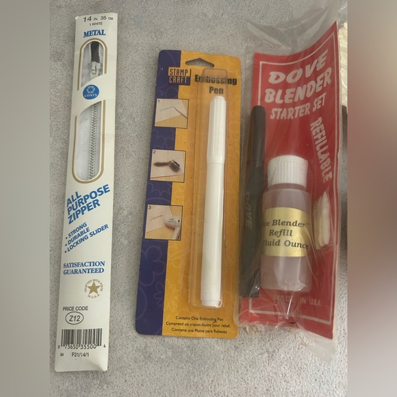 Arts & Crafts Lot - Picture 2 of 3